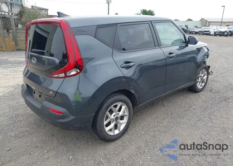 2021 Kia Soul S z USA, uszkodzony, nr VIN KNDJ23AU7M7760845